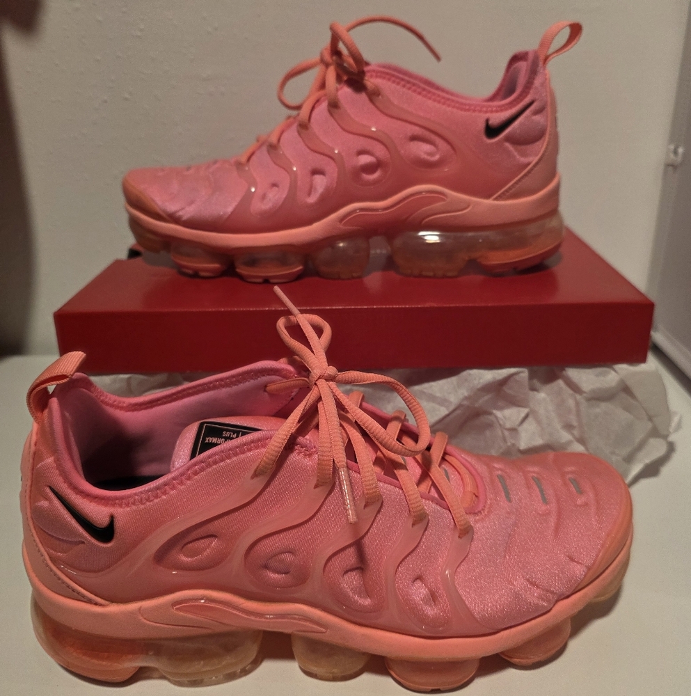 Nike Pink Air VaporMax Plus Sneakers